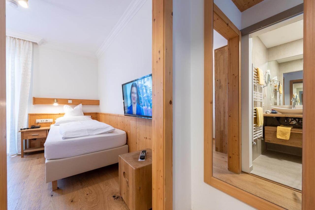 Hotel & Restaurant Ragginger Attersee Nussdorf am Attersee Ngoại thất bức ảnh